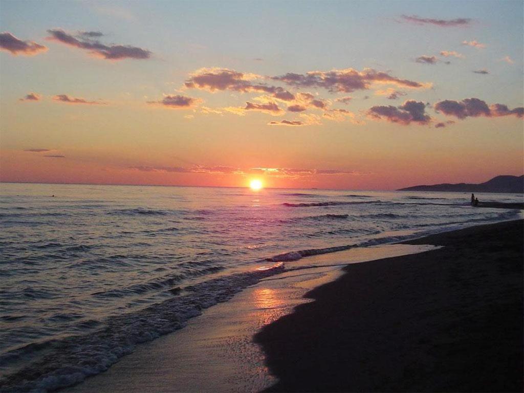 Hotel Hoti Ulcinj Buitenkant foto