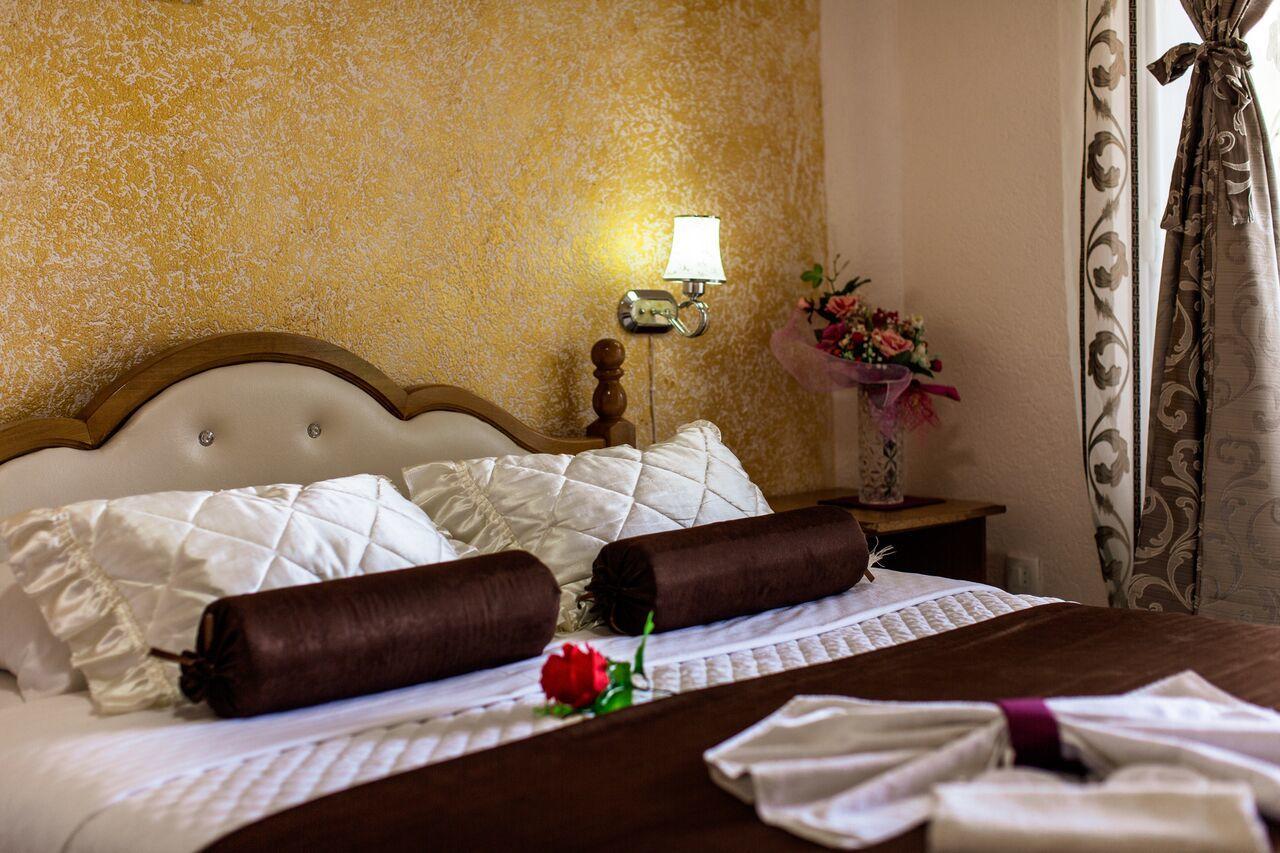 Hotel Hoti Ulcinj Buitenkant foto